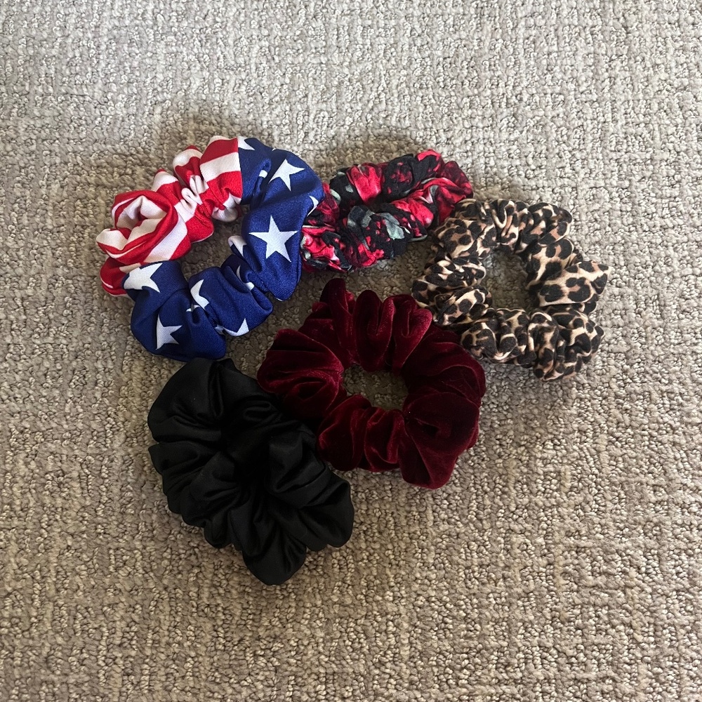 Bundle of 5 American Apparel Scrunchies